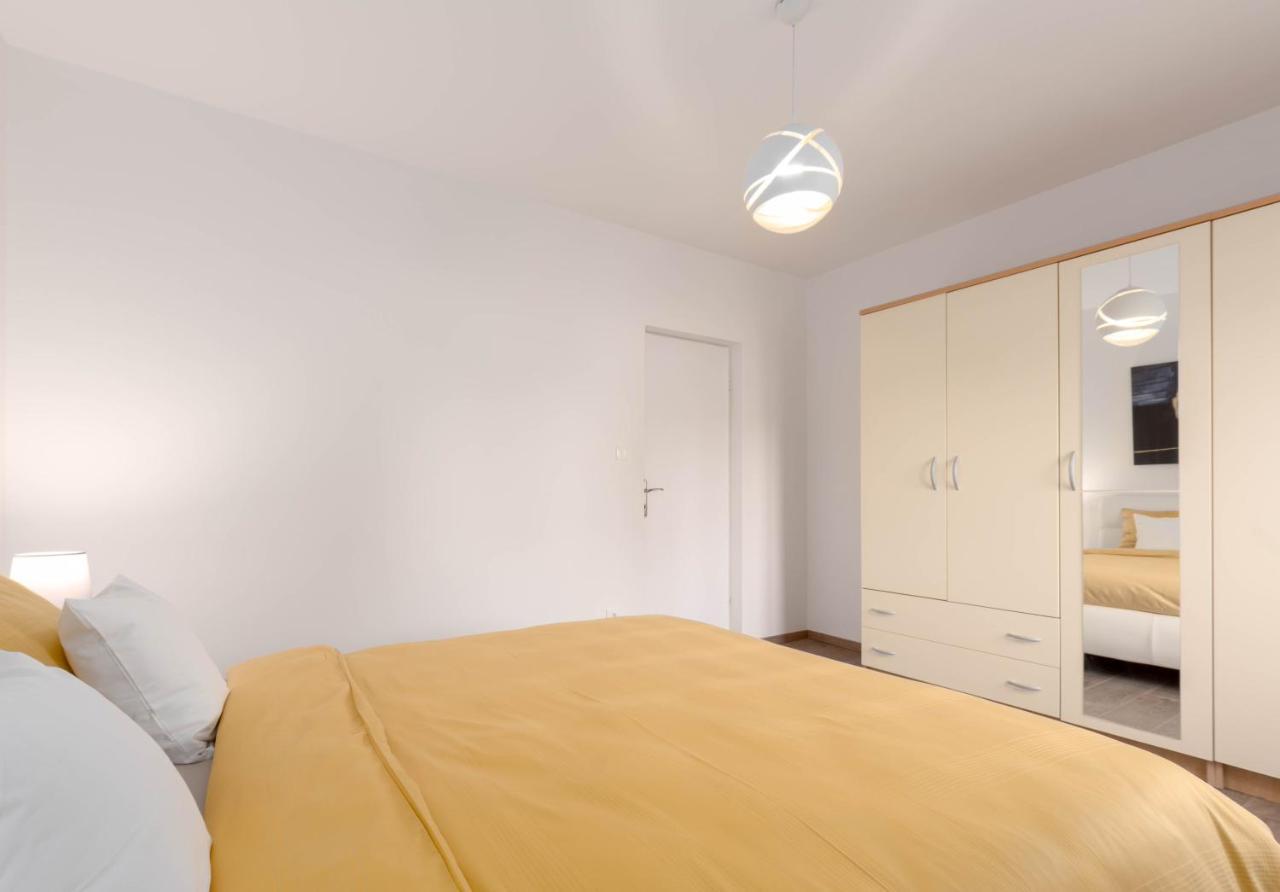 Newly Renovated Holiday Apartment Sirius Poreč Eksteriør bilde