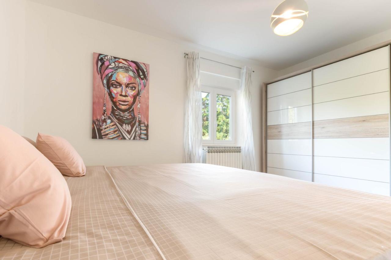 Newly Renovated Holiday Apartment Sirius Poreč Eksteriør bilde